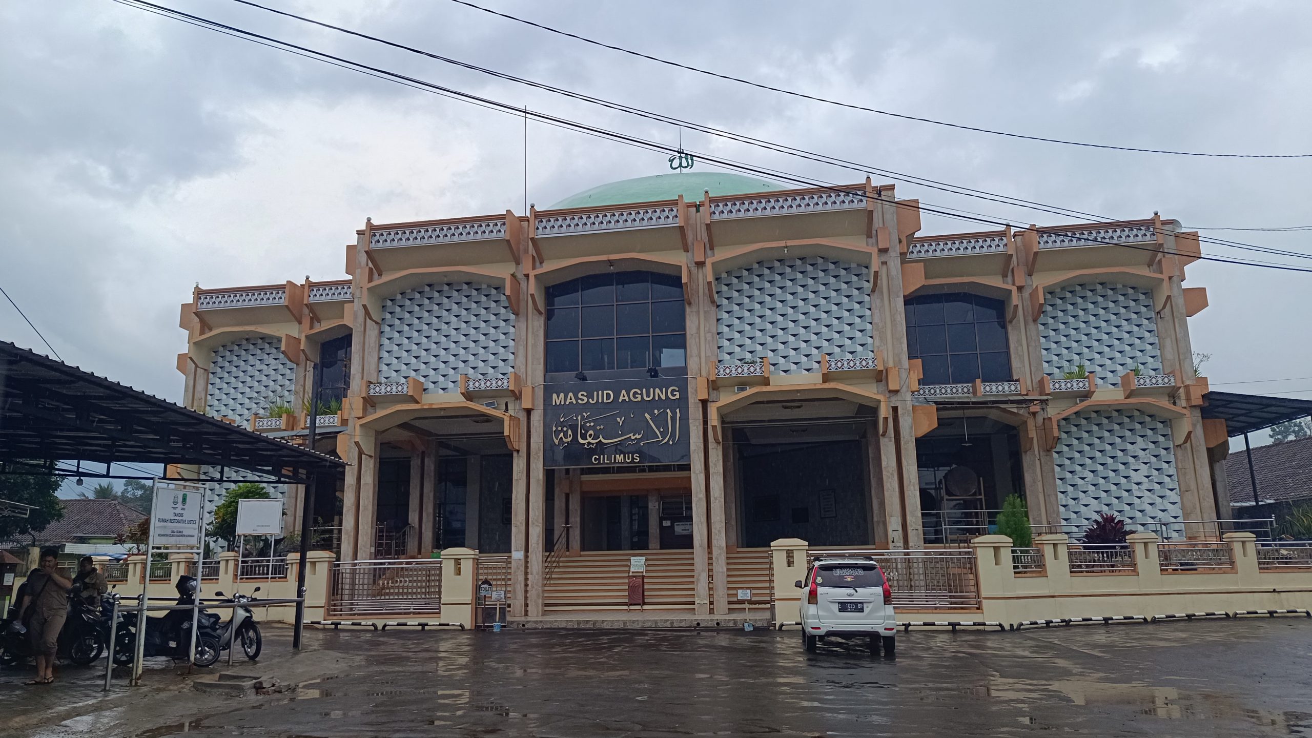 Masjid Agung Al Istiqomah Cilimus